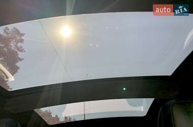 Лифтбек Tesla Model S 2016 в 