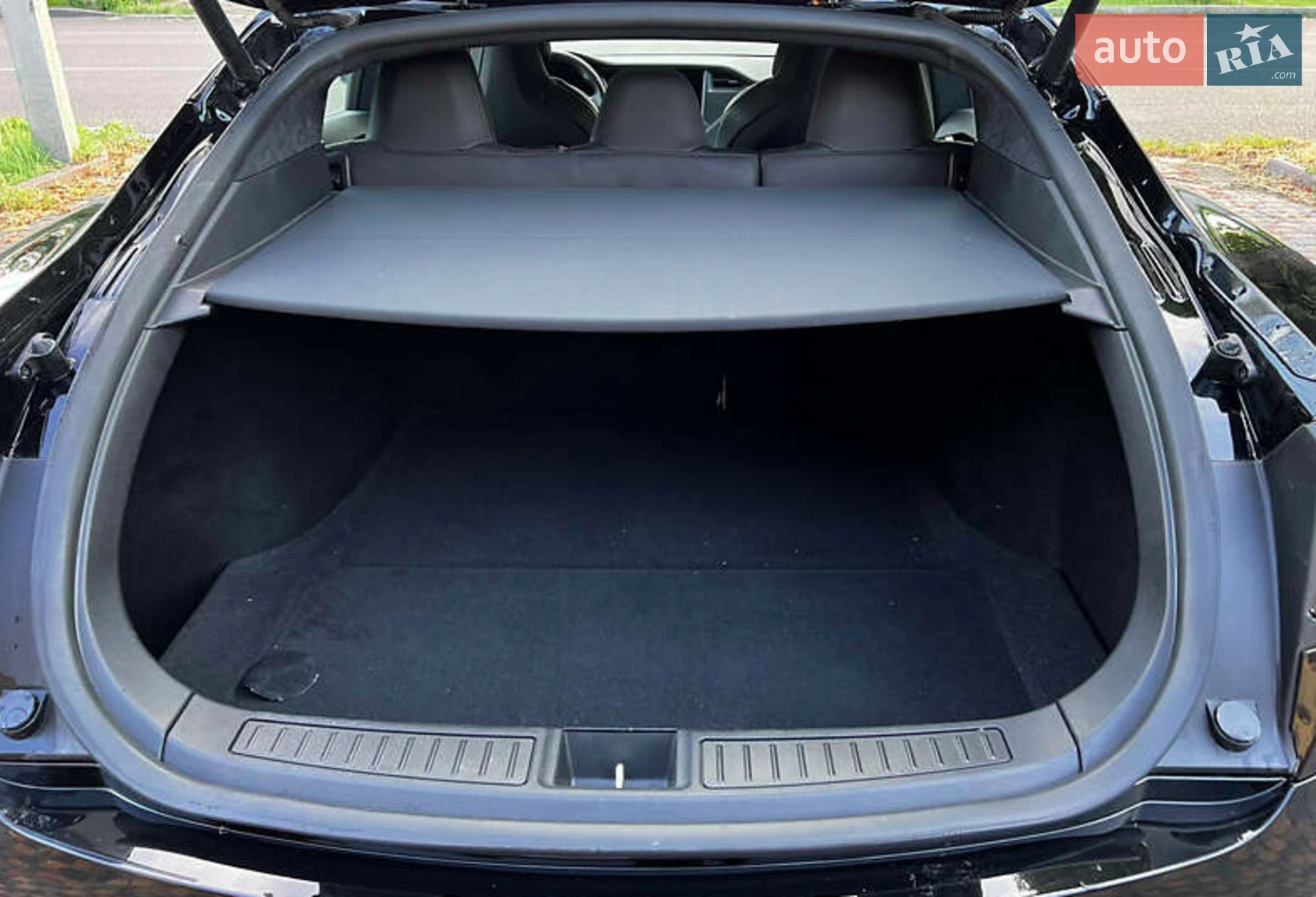 2019 Tesla Model S - мініатюра 18