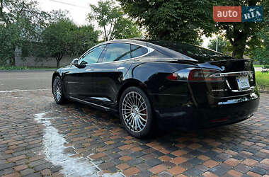Лифтбек Tesla Model S 2019 в 