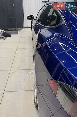 Лифтбек Tesla Model S 2016 в 