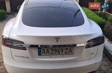 Лифтбек Tesla Model S 2014 в 