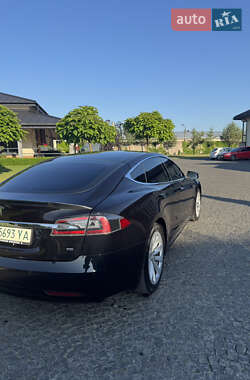 Лифтбек Tesla Model S 2016 в 