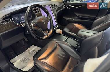 Лифтбек Tesla Model S 2016 в 