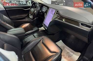 Лифтбек Tesla Model S 2016 в 