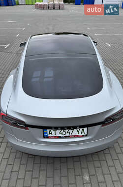 Лифтбек Tesla Model S 2017 в 