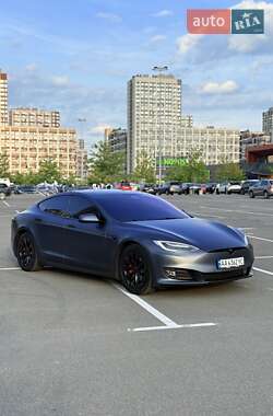 Ліфтбек Tesla Model S 2019 в Києві