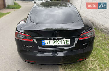 Лифтбек Tesla Model S 2016 в 