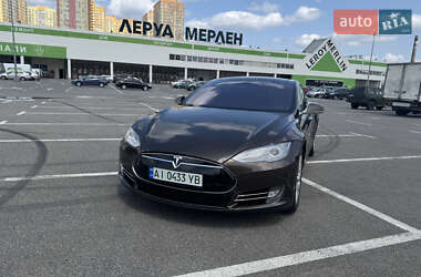 Лифтбек Tesla Model S 2013 в Киеве