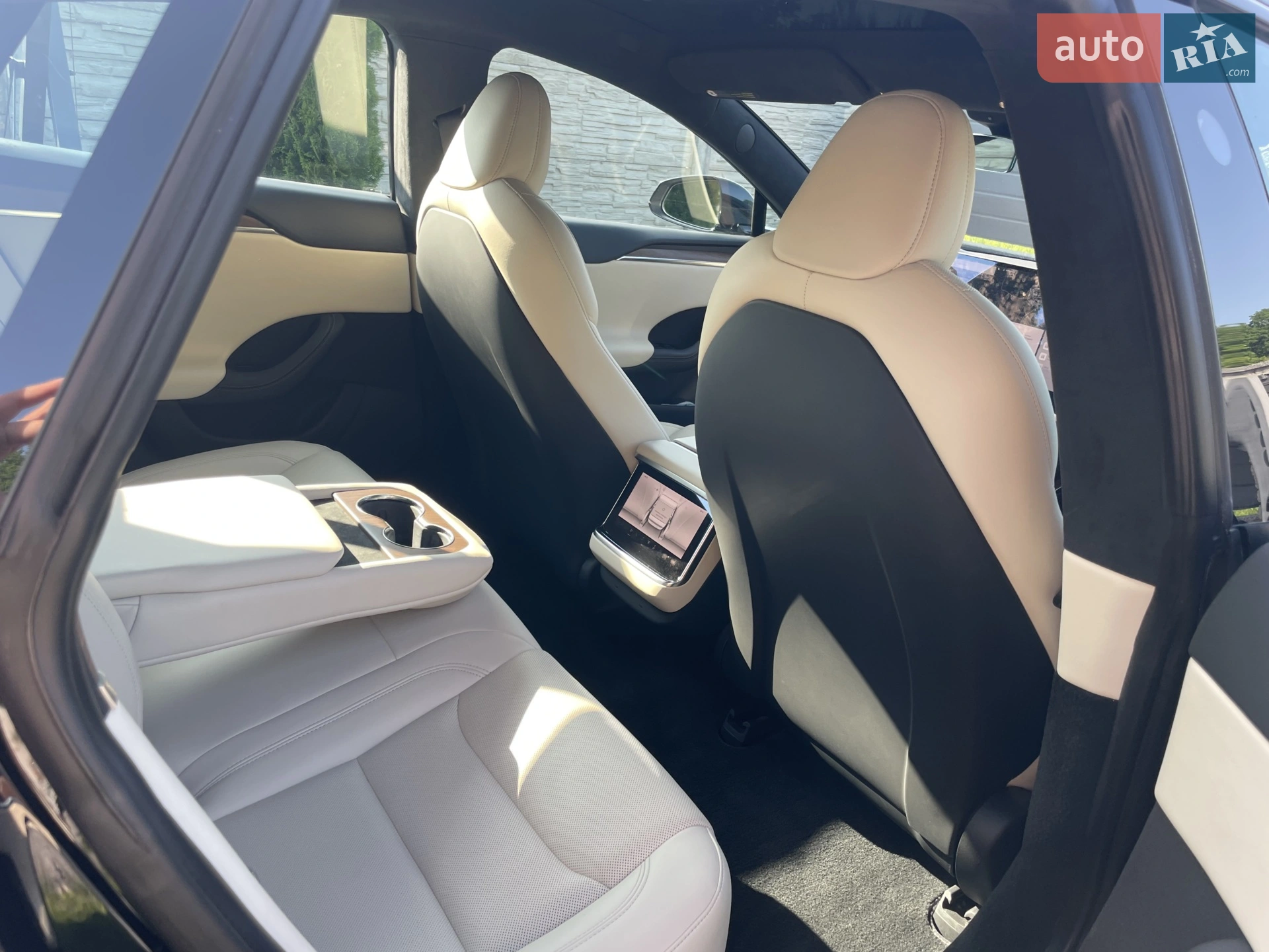 2022 Tesla Model S - мініатюра 16