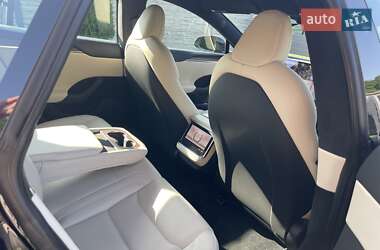 Лифтбек Tesla Model S 2022 в 