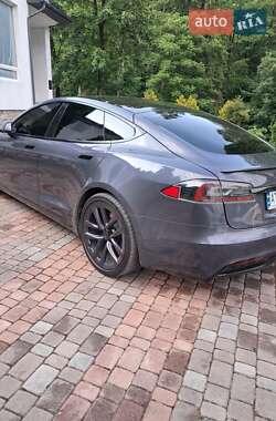 Лифтбек Tesla Model S 2021 в 