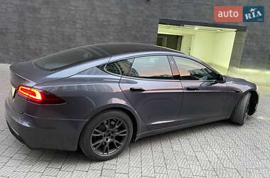 Tesla Model S 2022