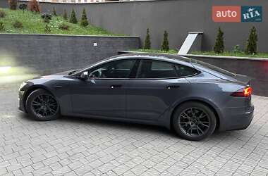 Лифтбек Tesla Model S 2022 в 