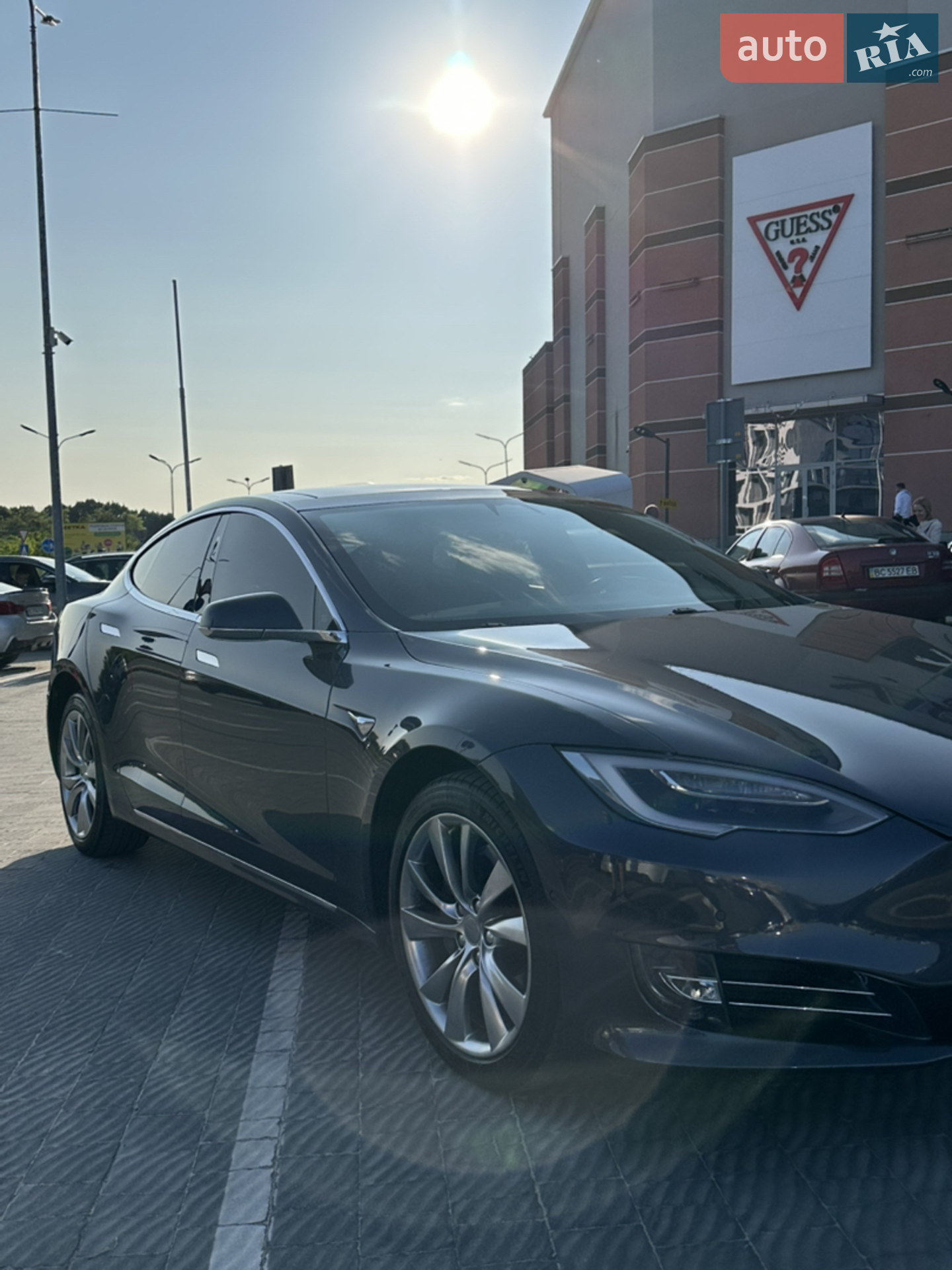 2016 Tesla Model S - мініатюра 17