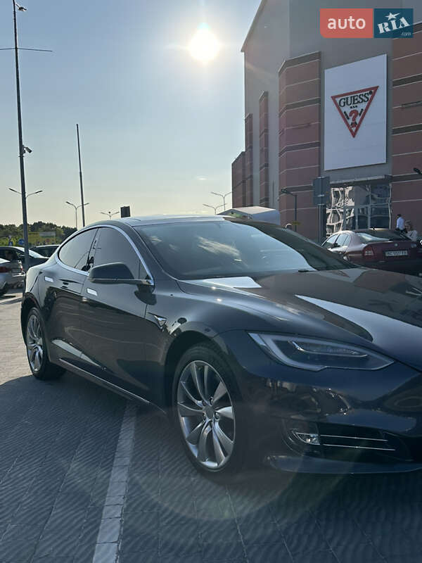 Лифтбек Tesla Model S 2016 в Львове фото 17 Лифтбек Tesla Model S 2016 в Львове