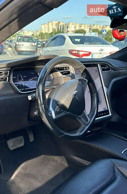 Лифтбек Tesla Model S 2016 в 