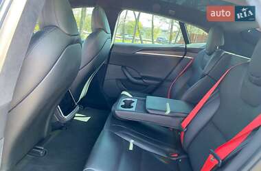 Лифтбек Tesla Model S 2021 в 