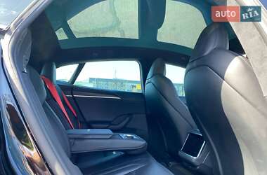 Лифтбек Tesla Model S 2021 в 