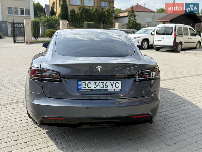 Лифтбек Tesla Model S 2022 в Шептицькому