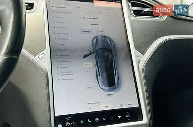 Лифтбек Tesla Model S 2016 в 