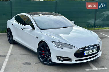 Tesla Model S 2015 Tesla Model S 2015
