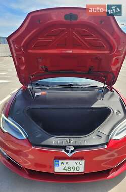 Ліфтбек Tesla Model S 2018 в 
