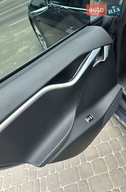 Лифтбек Tesla Model S 2018 в 