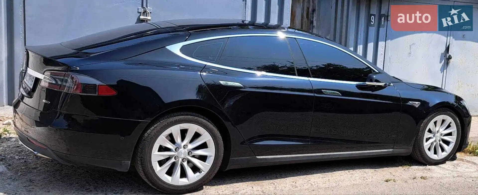 2015 Tesla Model S - фото 1