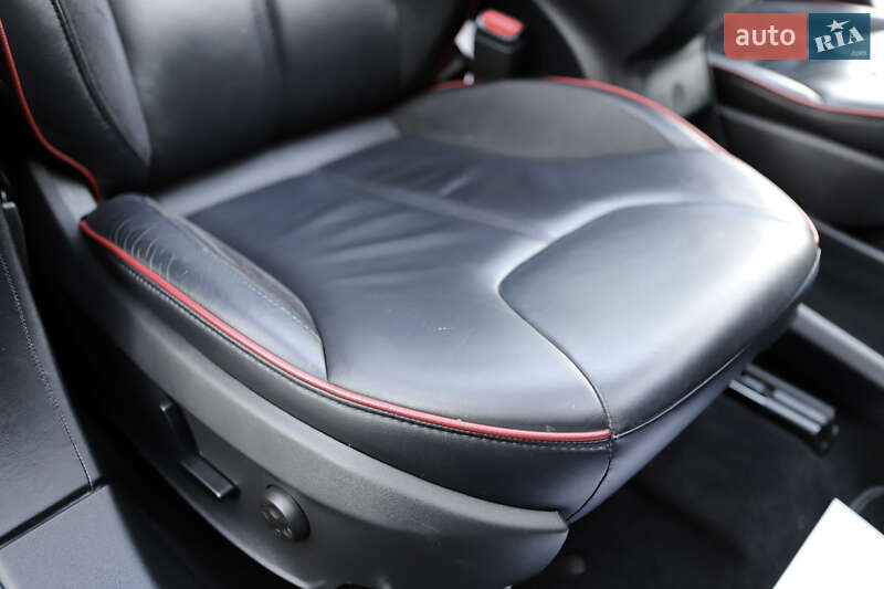 Лифтбек Tesla Model S 2014 в Дрогобыче