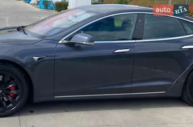 Ліфтбек Tesla Model S 2018 в 