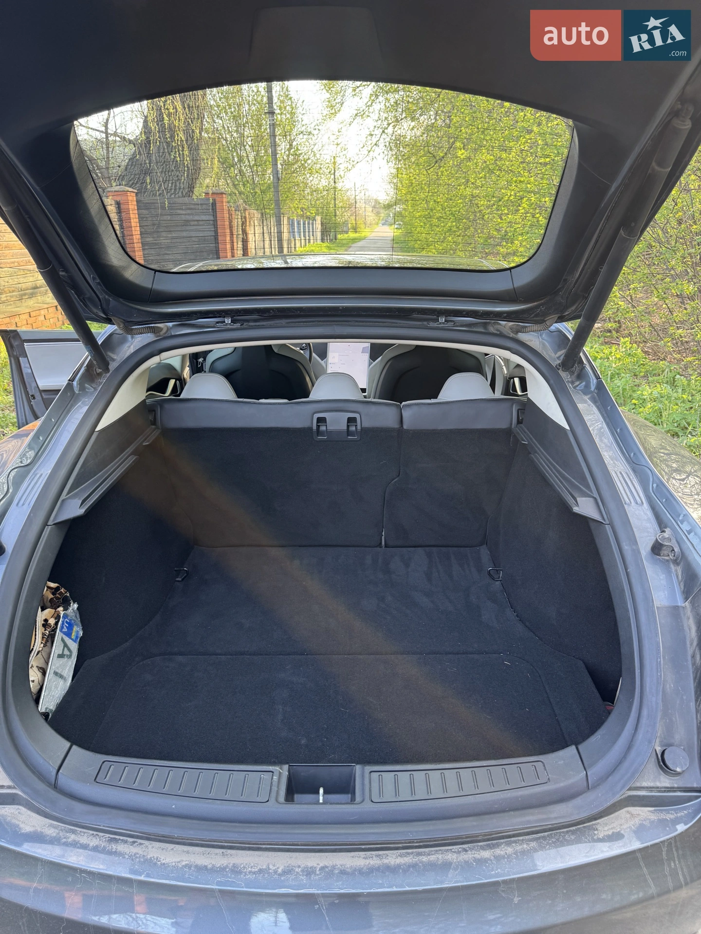 2014 Tesla Model S - мініатюра 15