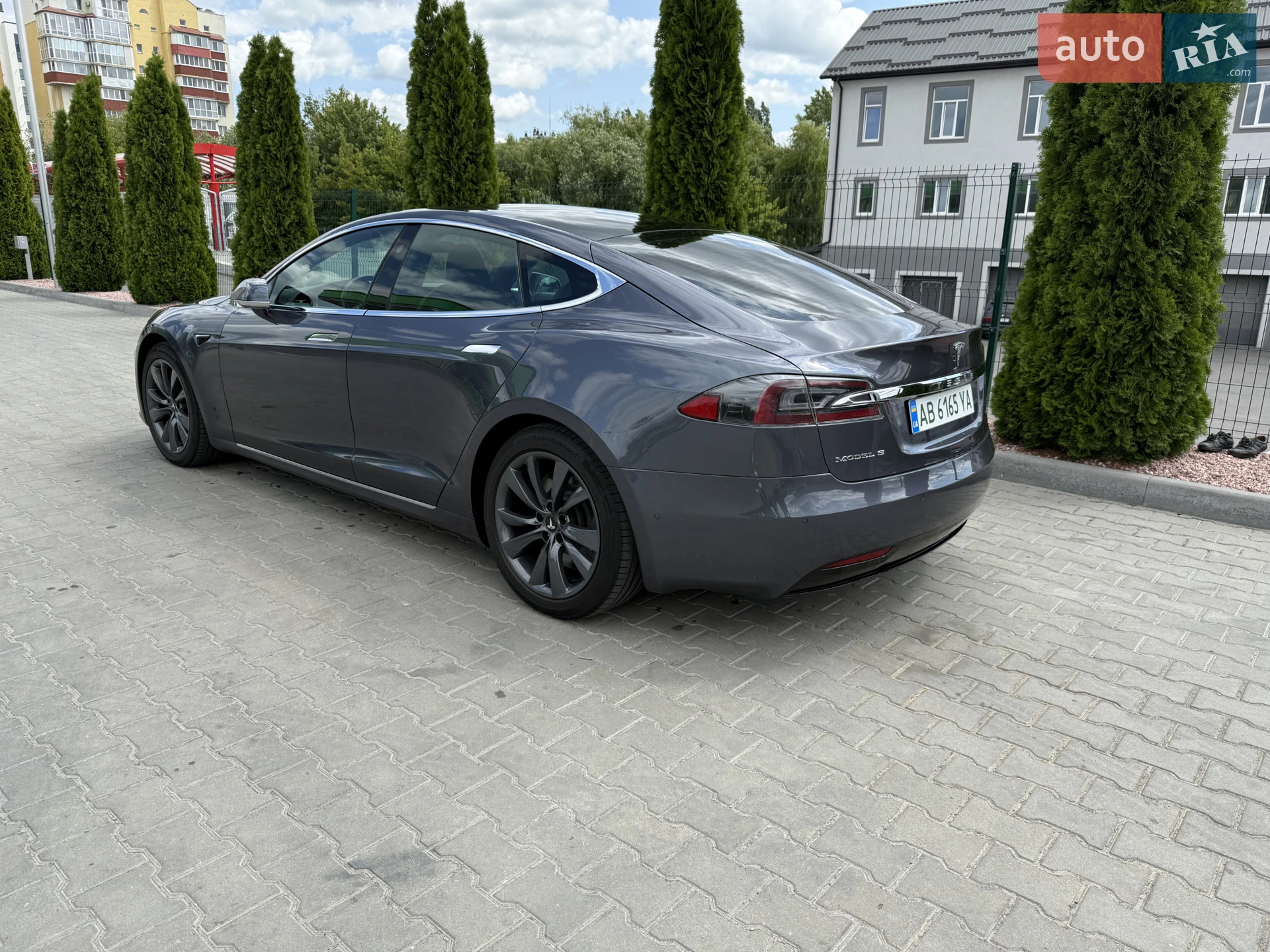2020 Tesla Model S - мініатюра 8