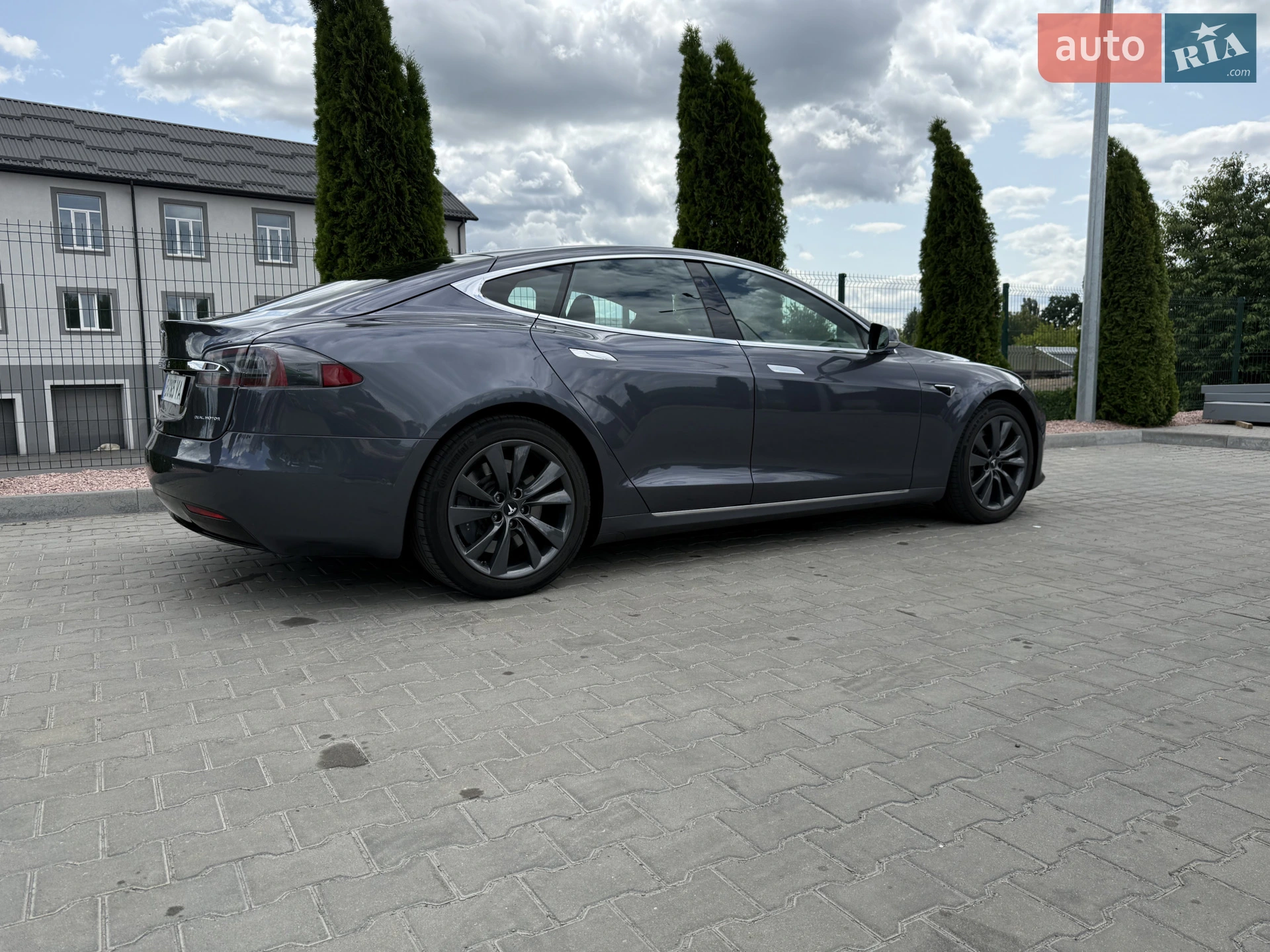 2020 Tesla Model S - мініатюра 11