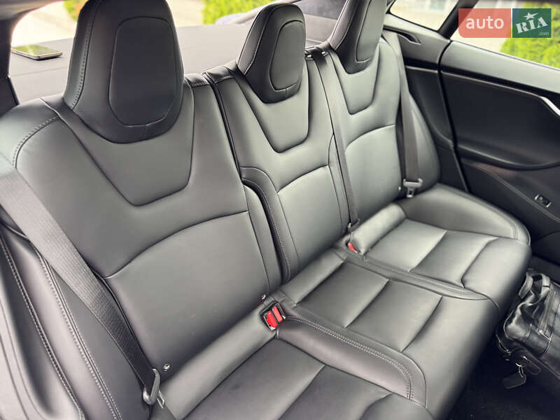 Ліфтбек Tesla Model S 2020 в Вінниці фото 27 Ліфтбек Tesla Model S 2020 в Вінниці