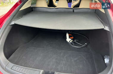 Лифтбек Tesla Model S 2017 в 