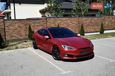 Ліфтбек Tesla Model S 2017 в 