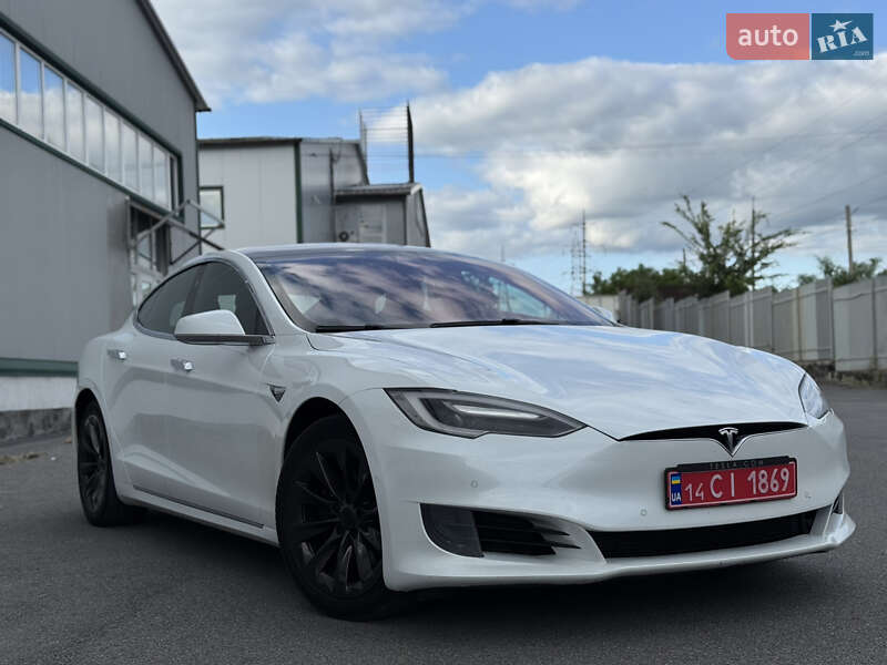 Лифтбек Tesla Model S 2017 в Виннице фото 15 Лифтбек Tesla Model S 2017 в Виннице