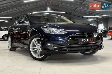 Tesla Model S 2014