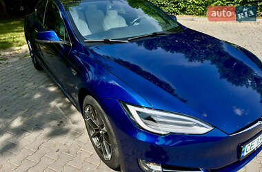 Лифтбек Tesla Model S 2018 в 