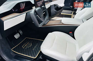 Лифтбек Tesla Model S 2022 в 