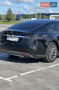Лифтбек Tesla Model S 2013 в 
