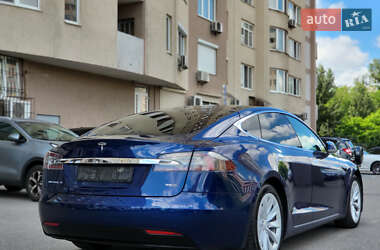 Лифтбек Tesla Model S 2018 в 
