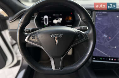 Лифтбек Tesla Model S 2019 в 