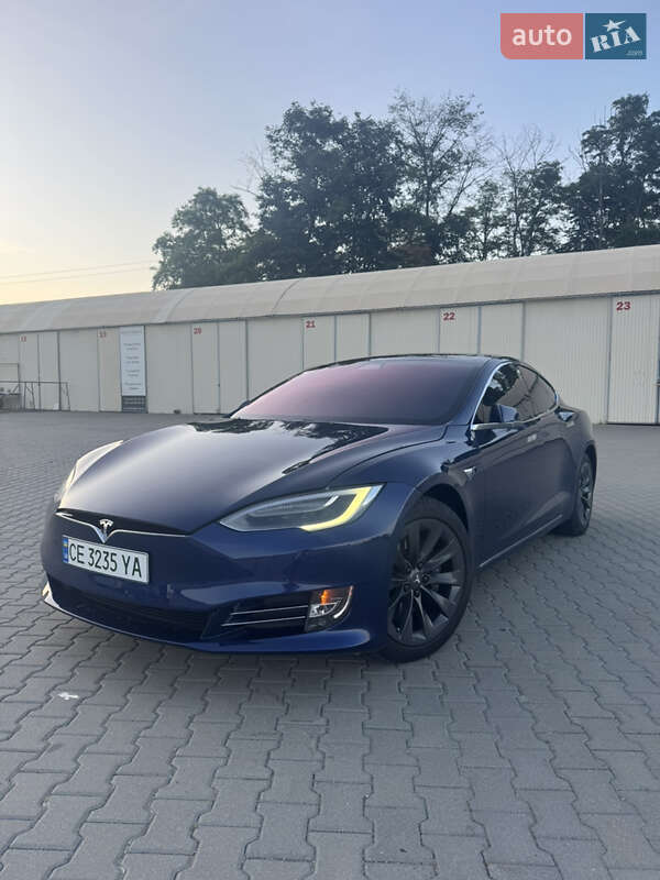 Tesla Model S 2018
