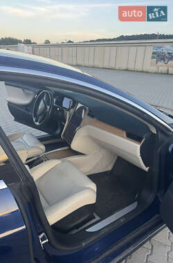 Лифтбек Tesla Model S 2018 в 