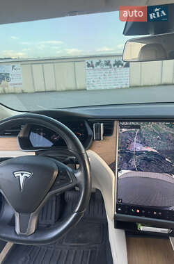 Лифтбек Tesla Model S 2018 в 