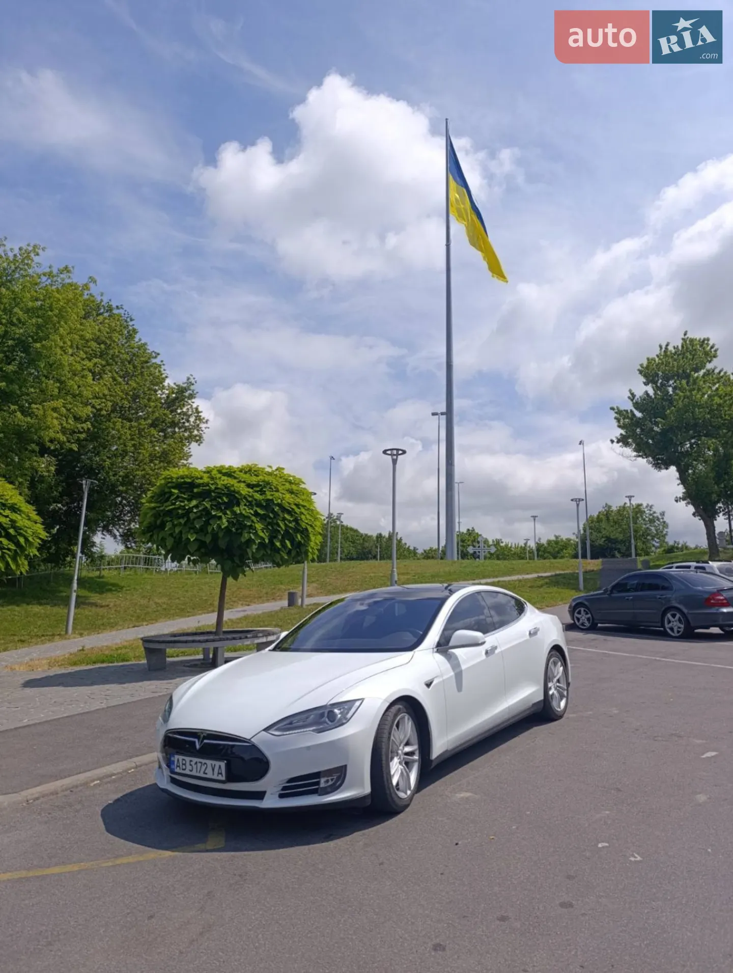 2015 Tesla Model S - мініатюра 2