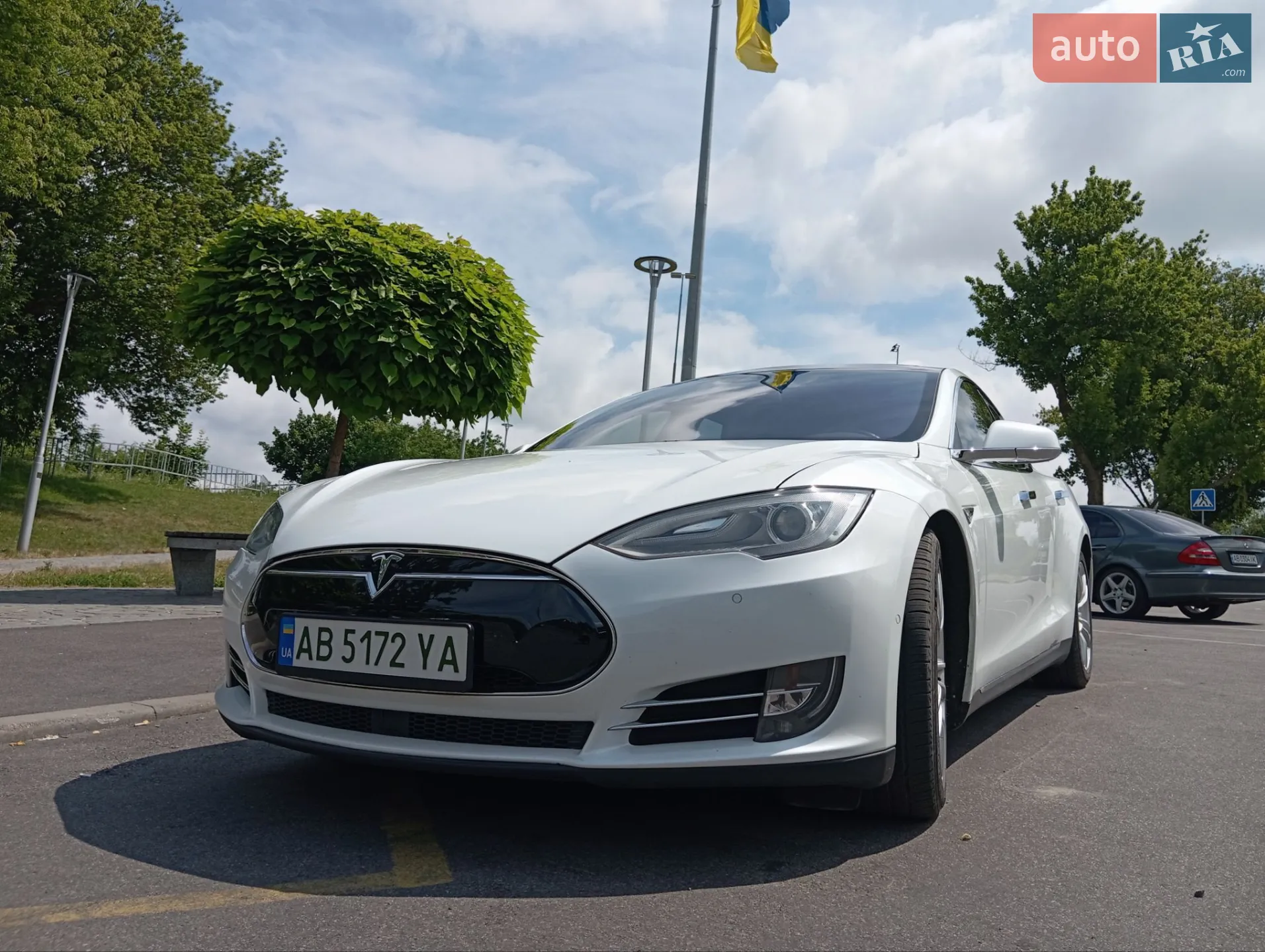 2015 Tesla Model S - мініатюра 11