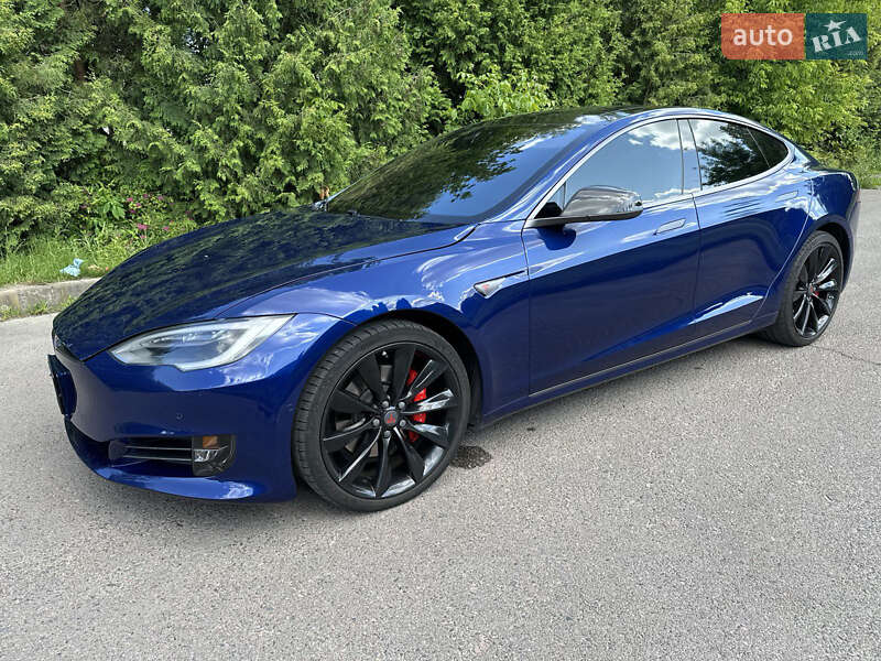 Ліфтбек Tesla Model S 2016 в Рівному фото 8 Ліфтбек Tesla Model S 2016 в Рівному