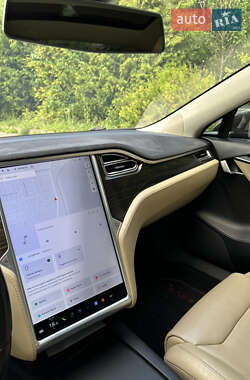 Ліфтбек Tesla Model S 2016 в 
